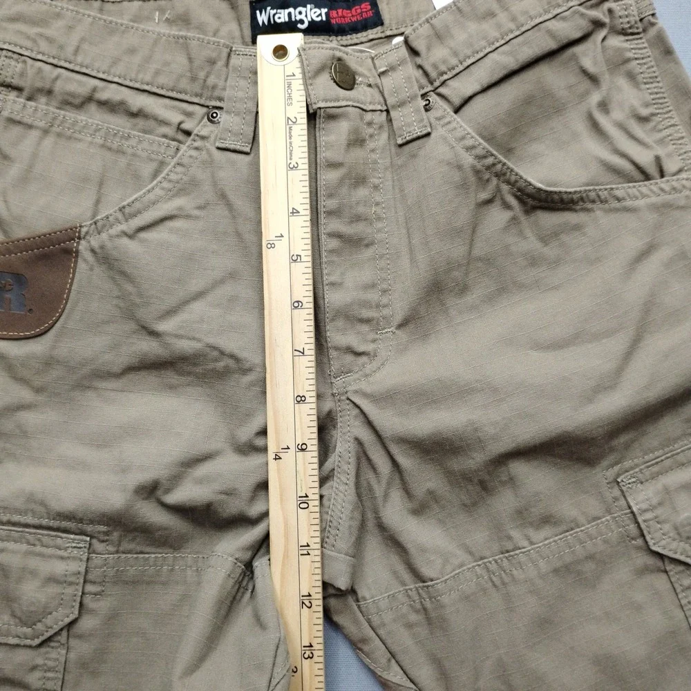 Wrangler Riggs Workwear Mens 30x30 Khaki Ripstop Cargo Pants